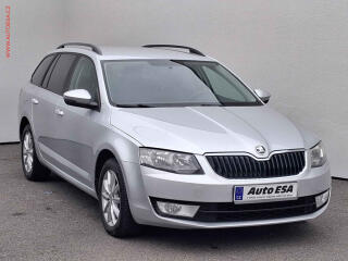 �koda Octavia 1.6TDi, �R, AC, v�h�ev sed