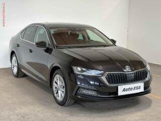 �koda Octavia 1.5 TSI, �R, AC, v�h�ev sed.