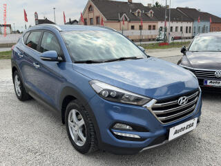 Hyundai Tucson 2.0 CRDI 4x4, �R, AC, v�h�ev