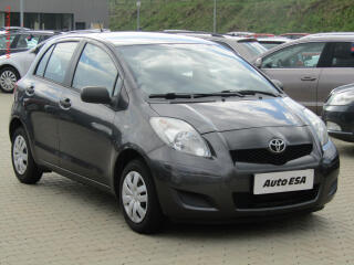 Toyota Yaris 1.0 VVT, �R, AC, STK4/28