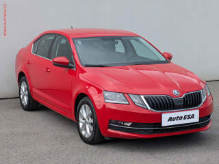 �koda Octavia 2.0 TDi, 1.maj,�R, Style