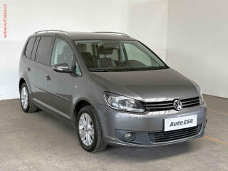 Volkswagen Touran 1.4 TSi, AC, v�h�ev sed.