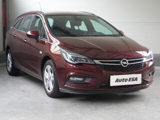 Opel Astra 1.4T, 1.maj,�R, AC, tempo