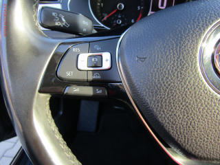 Volkswagen Passat (2018) 1.6 TDi, DSG, AC - náhled 14