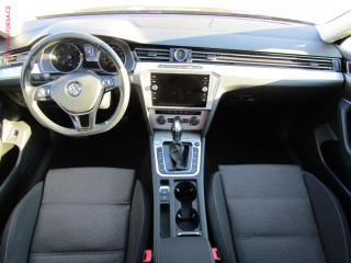 Volkswagen Passat (2018) 1.6 TDi, DSG, AC - náhled 8