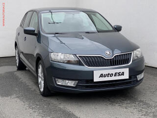 �koda Rapid 1.2 TSi, Ambition, park.�idla