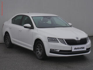 �koda Octavia 1.6 TDi, �R, DSG, LED, autoAC