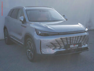 BAIC X75 1.5T, �R, AT, LED, panorama