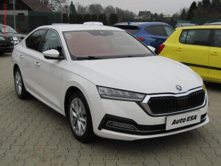 �koda Octavia 2.0TDi, �R, Style, navi, LED