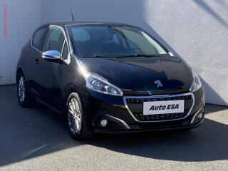 Peugeot 208 1.2PT, Allure, navi