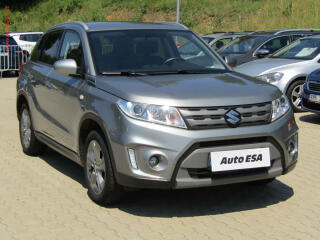 Suzuki Vitara 1.6i 4x4, �R, Klima, temp