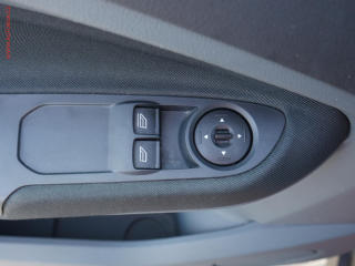 Ford C-MAX (2011) 1.6i, 1.maj,ČR, STK5/27 - náhled 12