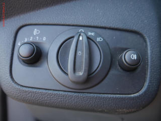 Ford C-MAX (2011) 1.6i, 1.maj,ČR, STK5/27 - náhled 13