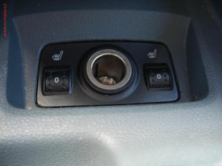 Ford C-MAX (2011) 1.6i, 1.maj,ČR, STK5/27 - náhled 16