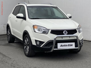 SsangYong Korando 2.0 TD 4x4, AT, TZ, k��e