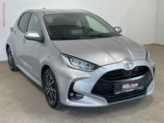 Toyota Yaris 1.5VVT-i, �R, LED, AC