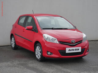 Toyota Yaris 1.3 VVT-I, �R, AC, park