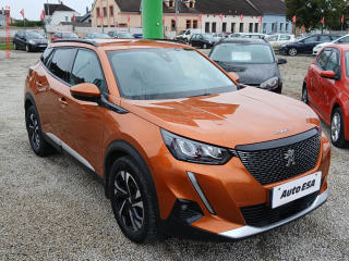 Peugeot 2008 1.2PT, R, servis.kniha