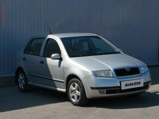 �koda Fabia 1.4 16V, AC, v�h�ev sed