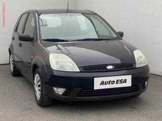 Ford Fiesta 1.3i, AC, ta�n�
