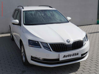 �koda Octavia 1.6 TDI, �R, Style, navi, LED