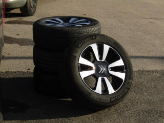 Citroën C3 (2022) 1.2PT, ČR, AC, park.čidla - náhled 18