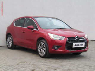 DS Automobiles DS4 1.6HDi, �R, AC, v�h�ev sed.