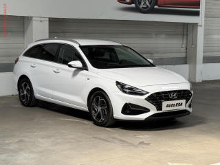 Hyundai i30 1.5 T-GDi, Smart, kamera
