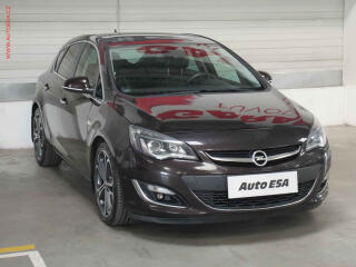 Opel Astra 1.6T, AT, park.�idla