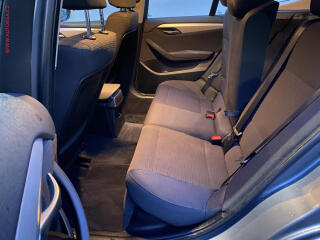 BMW X1 (2010) 2.0d xDrive20d, Bixen, navi - náhled 10