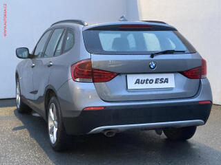 BMW X1 (2010) 2.0d xDrive20d, Bixen, navi - náhled 6