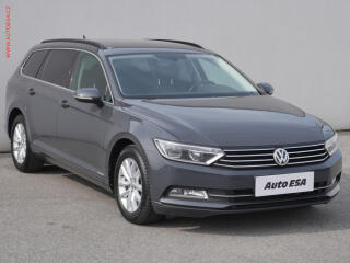 Volkswagen Passat 2.0TDi, AC, LED, park.asist