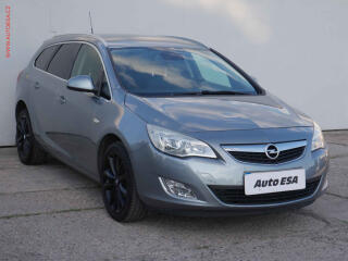 Opel Astra 1.4 Turbo, servis.kniha