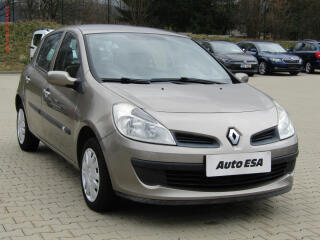 Renault Clio 1.2i, 1.maj,�R, AC, temp