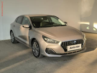 Hyundai i30 1.4T-GDi, R, LED, navi