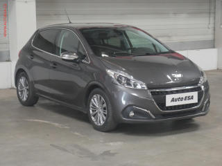 Peugeot 208 1.2 PT, Allure, navi
