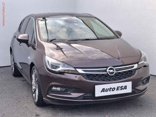 Opel Astra 1.4T, Innovation, LED, navi
