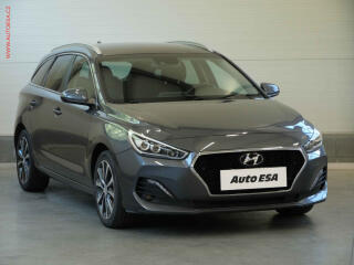 Hyundai i30 1.4T-GDI, 1.maj,�R, servis