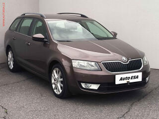 �koda Octavia 1.6 TDi, DSG, park.�idla