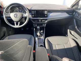 Škoda Scala (2019) 1.6 TDi, LED, park.asist - náhled 9