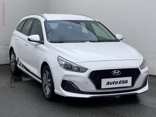 Hyundai i30 1.6 CRDI, autoAC, temp