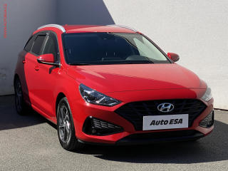 Hyundai i30 1.5i, 2.maj,R, autoAC, temp