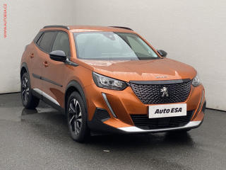 Peugeot 2008 1.2PT, GT Line