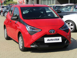 Toyota Aygo 1.0 i, servis.kniha