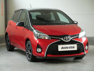 Toyota Yaris 1.3VVT-i, �R, AC, v�h�ev sed