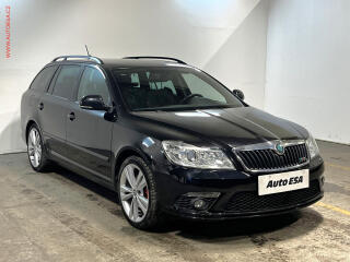 �koda Octavia 2.0 TDi, RS, DSG, xenon