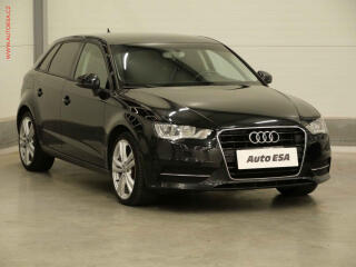 Audi A3 2.0TDi, LED, navi, park.asist