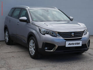 Peugeot 5008 1.2PT, navi, autoAC