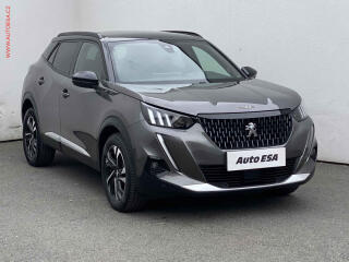 Peugeot 2008 1.2PT, GT, AT, navi, kamera