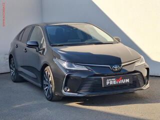 Toyota Corolla 1.5 i, 2.maj,�R, Comfort, AT